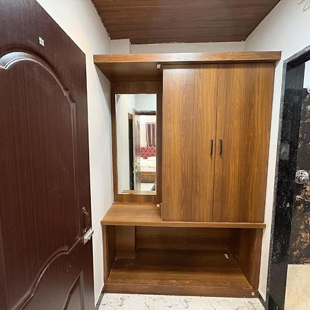 Shree Trilokeshwar Guest House Ujjain Exterior photo